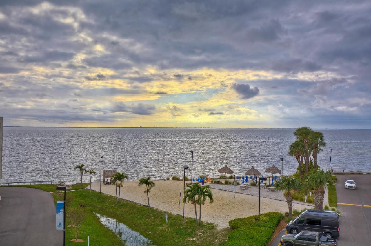 441-Waterfront, Amazing Views, Wifi, Pool And Close To Bucs Stadium แทมปา ภายนอก รูปภาพ